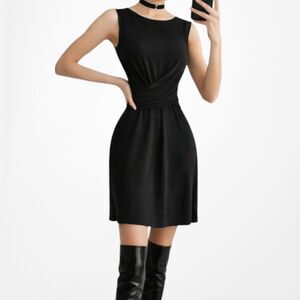 Vintage Y2K Black Sleeveless Pleated Knee Length A-Line Knit Dress Size M